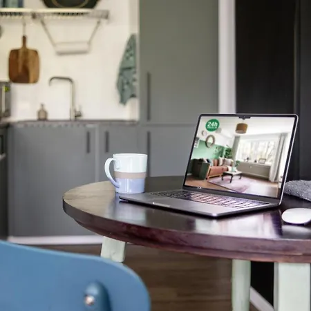 Oase Am Grossstadt Jungel * Эркрат