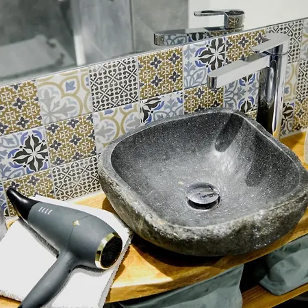 Апартаменты Oase Am Grossstadt Jungel Эркрат