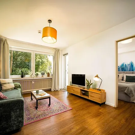 Apartment Daines Oase, Ruhig, Tiefgarage, Terrasse, Nahe Duesseldorf