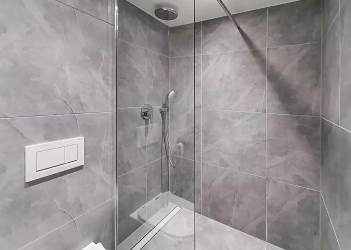 Oase Am Grossstadt Jungel Lägenhet *